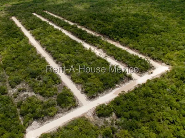 Terreno en Venta en Chicxulub, Chicxulub Pueblo JL 25-2269. — foto 1 de 12