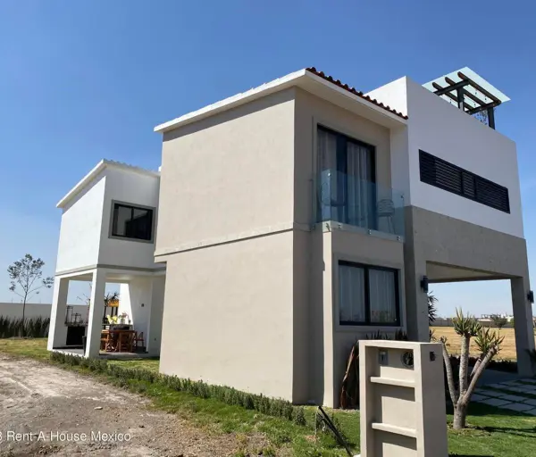 Casa en venta en Llano Grande, Metepec — foto 1 de 29