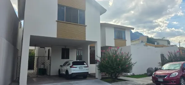 Casa en venta en Las Cumbres, Monterrey — foto 2 de 18