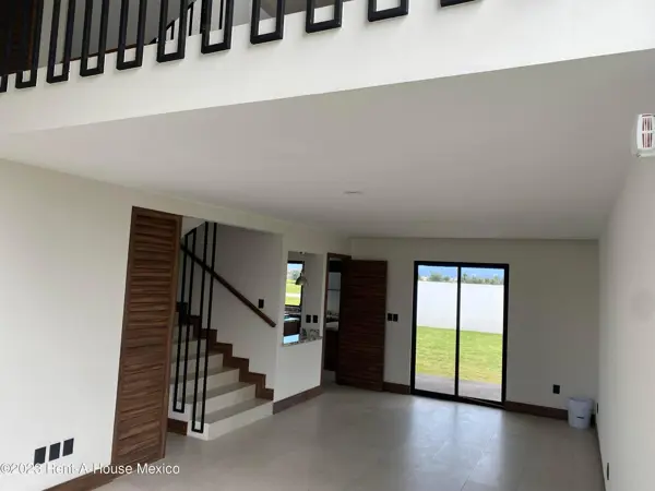 Casa en venta en Llano Grande, Metepec — foto 3 de 14