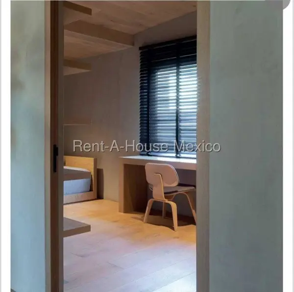 Casa en venta en Valle de Bravo, Valle de Bravo — foto 1 de 19