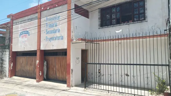 Casa en Remate en Santa Cruz, Acapulco con Espacios Amplios MM8011 — foto 1 de 14