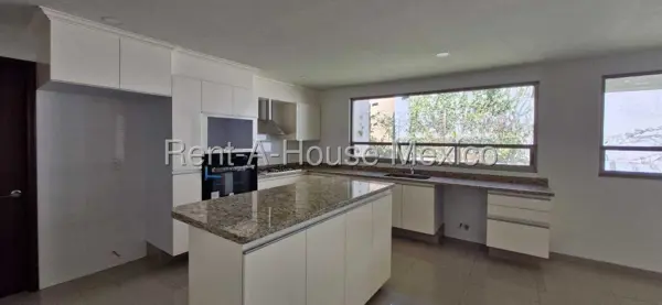 Casa en Venta en Lomas Verdes, Naucalpan de Juarez JL 26-263. — foto 1 de 41