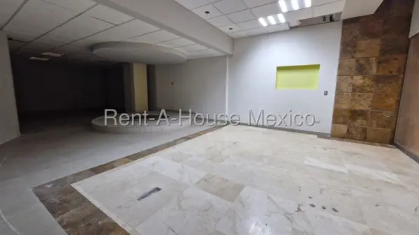 Local Comercial en Renta en Huixquilucan, Interlomas RT 26-1910. — foto 1 de 12