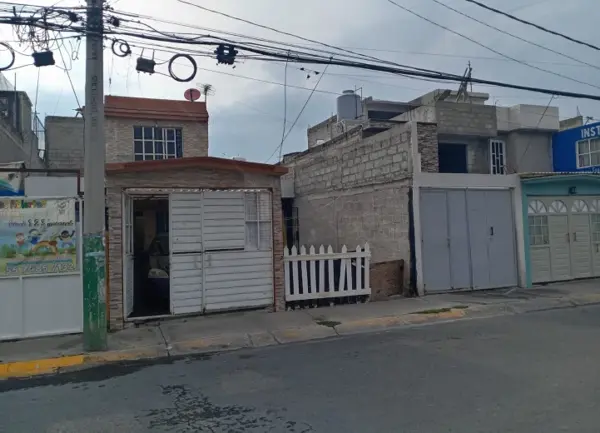 Casa en venta en Los Héroes Tecámac II, Tecámac — foto 2 de 17