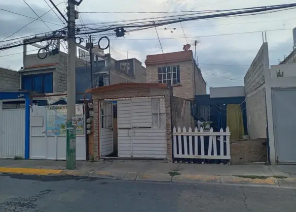 Casa en los Heroes Tecamac Ii — foto 1 de 17