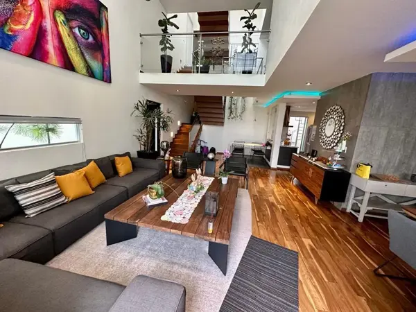 Casa de lujo en CUMBRES DEL LAGO — foto 1 de 22