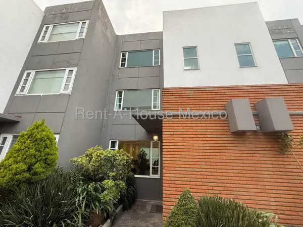 Casa en Venta en Cuajimalpa, Cuajimalpa de Morelos GIS 26-2099 — foto 1 de 21