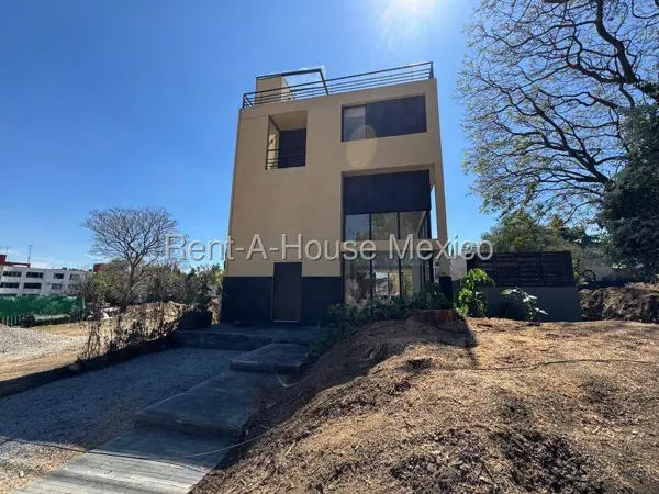 Casa en venta en Fuentes Brotantes, Tlalpan — foto 3 de 31