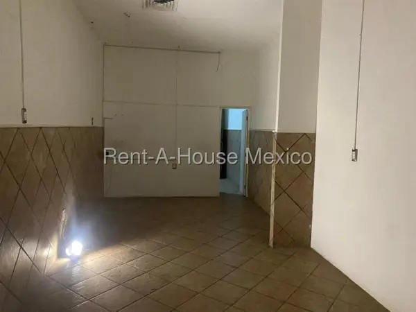 Local Comercial en Renta en Los Girasoles ,Coyoacan JL 26-2200. — foto 1 de 12