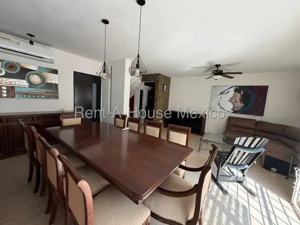 Casa Amueblado en Renta en Graciono Sanchez 26-2226. — foto 1 de 25
