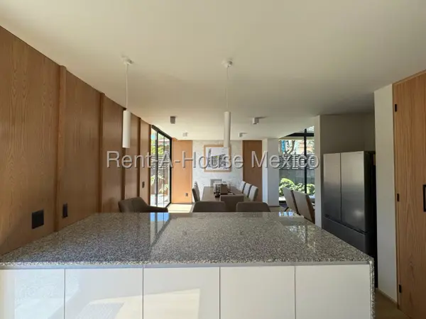Casa en venta en Fuentes Brotantes, Tlalpan — foto 3 de 31