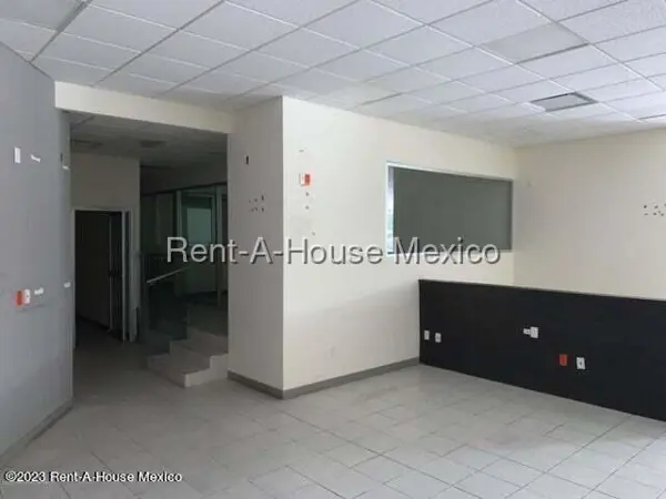 Local Comercial en Renta en Lomas de Chapultepec 27-740 — foto 1 de 12