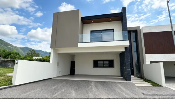 Casa en Venta en Bosques de las Misiones Sector Olivos, Carretera Nacional, Monterrey, N. L. (AAH) — foto 1 de 53