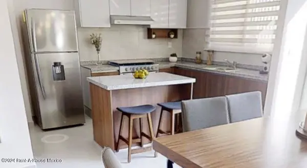 Casa en venta en San Miguel Zinacantepec Centro, Zinacantepec — foto 3 de 25