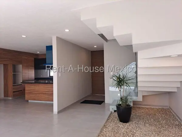 Casa en venta en Llano Grande, Metepec — foto 2 de 18