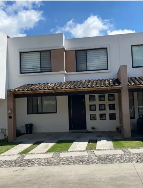 Casa en Venta en Lomas de Angelopolis — foto 1 de 24