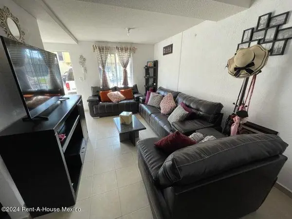 Casa en venta en Fraccionamiento Real Granada, Tecámac — foto 3 de 23