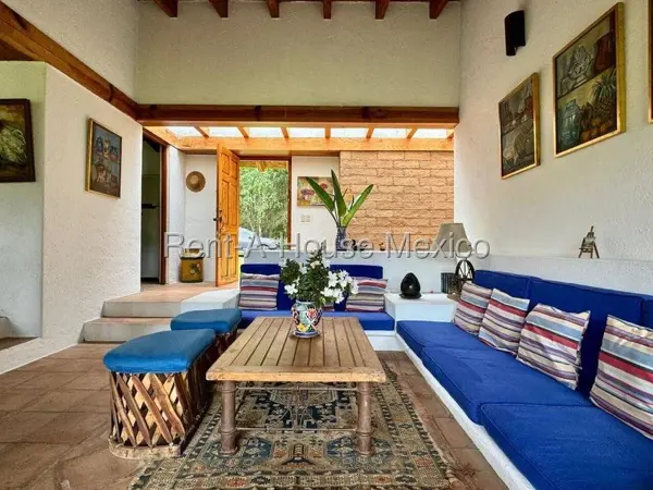 Casa en renta en Valle de Bravo, Valle de Bravo — foto 1 de 27