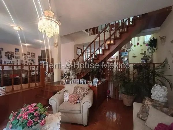 Casa en Venta en Lomas Lindas 26-2928. — foto 1 de 18
