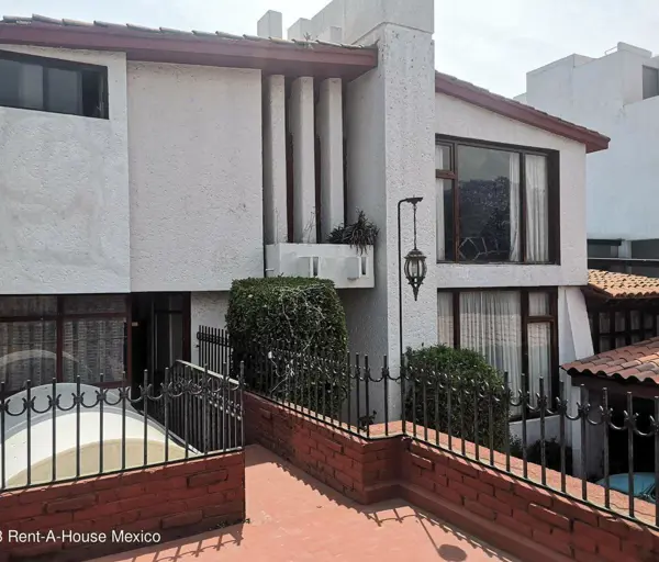 Casa en venta en La Herradura, Huixquilucan — foto 2 de 42