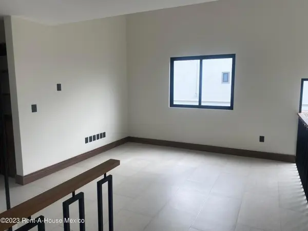 Casa en venta en Llano Grande, Metepec — foto 2 de 31