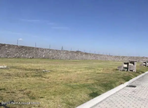 Terreno en venta en Llano Grande, Metepec — foto 3 de 12