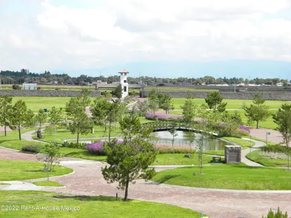 Terreno en Venta en Llano Grande, Metepec CR 26-2973. — foto 1 de 18