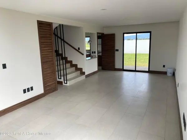 Casa en Venta en Llano Grande 26-2983. — foto 1 de 26