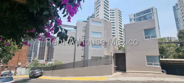 Departamento en Venta en Huixquilucan, Hacienda de las Palmas AM. 26-960 — foto 1 de 43