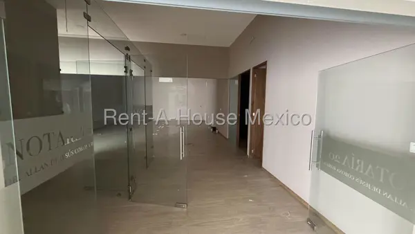 Local Comercial en Renta en San Vicente Chicoloapan de Juarez Centro,Chicoloapan de JuarezJL25-3135. — foto 1 de 16