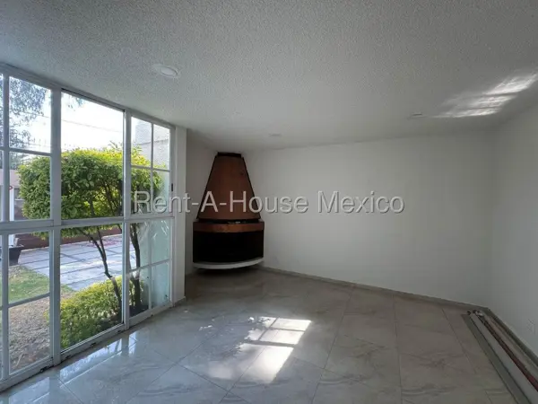 Casa en venta en Ciudad Satelite, Naucalpan de Juárez — foto 2 de 27