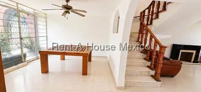 Casa en Venta en Jardines de Atizapan 27-802 — foto 1 de 19