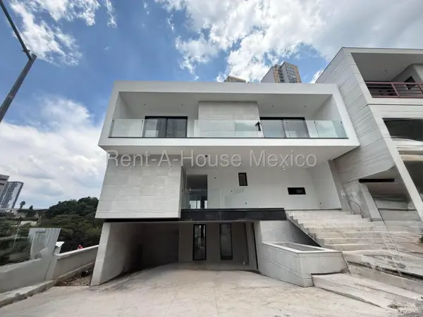 Casa en venta en Bosque Real, Huixquilucan — foto 2 de 49
