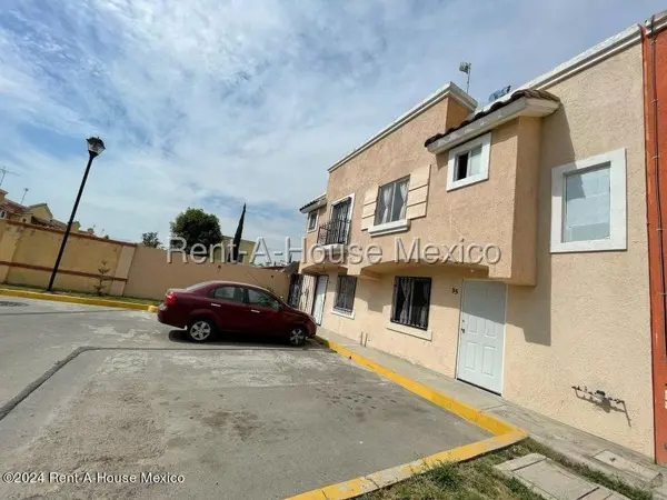 Casa en venta en Conjunto Urbano Real Verona, Tecámac 26-3051 MM — foto 1 de 17