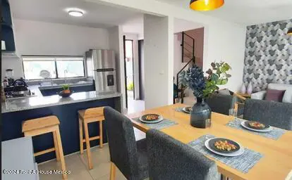 Casa en venta en San Miguel Zinacantepec Centro, Zinacantepec — foto 3 de 12