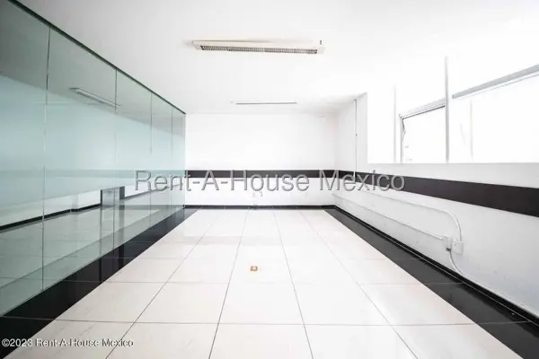 Oficina en Renta en Naucalpan de Juarez, Lomas de Tecamachalco RG 25-2649 — foto 1 de 12