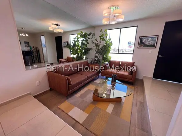 Casa en Venta en San Bartolo Cuautlalpan, Zumpango JL 27-164. — foto 1 de 17