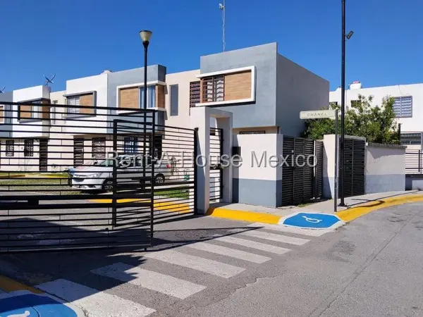 Casa en venta en Lomas de Tecamac, Tecámac — foto 3 de 17