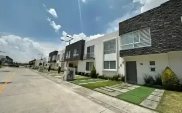 Casa en remate en Santa María Regla, Metepec — foto 3 de 11