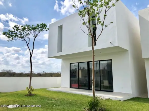 Casa en venta en Fraccionamiento Real Montejo, Mérida — foto 2 de 17