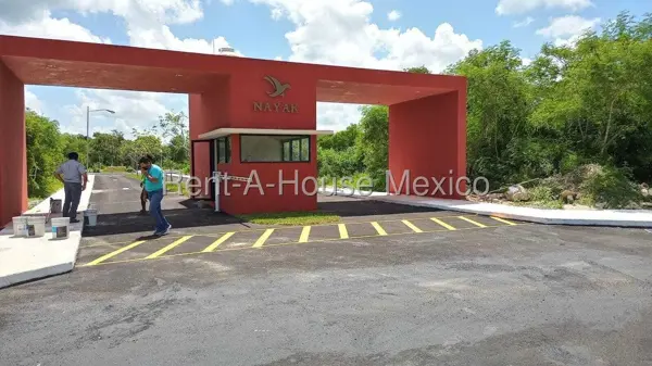 Terreno en venta en Pueblo Sierra Papacal, Mérida — foto 2 de 12