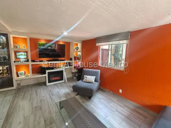 Casa en venta en Miguel Hidalgo 3A Sección, Tlalpan — foto 2 de 19