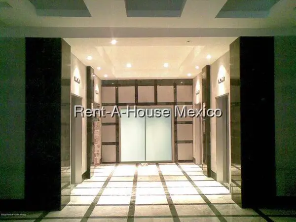 Local Comercial en Renta en Cuauhtémoc, Centro AM. 27-738 — foto 1 de 16