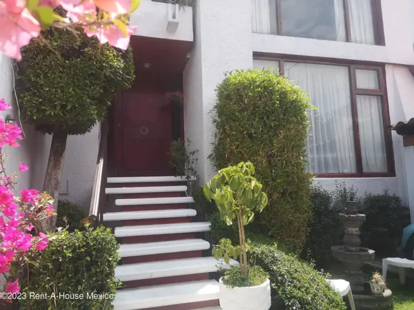 Casa en Venta en Huixquilucan, La Herradura AM. 27-793 — foto 1 de 41