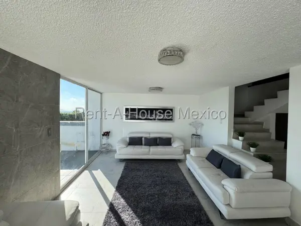 Casa en venta en Jardines de Satelite, Naucalpan de Juárez — foto 2 de 23
