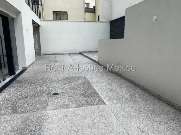 Local Comercial en Renta en Roma Sur 27-627. — foto 1 de 12
