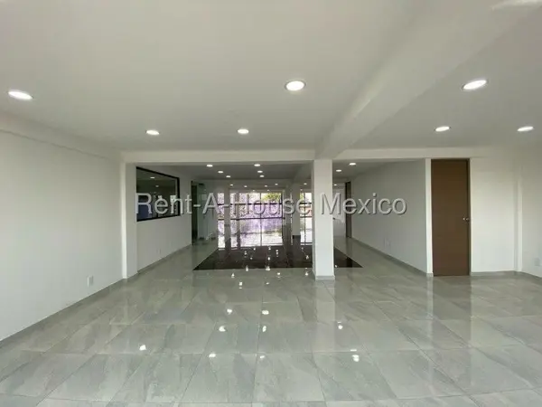 Edificio Comercial en Venta en Peralvillo, Cuauhtémoc CR 27-983. — foto 1 de 17