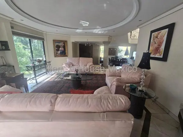 Casa en Venta en Ciudad Satelite, Naucalpan de Juarez CR 27-948. — foto 1 de 33