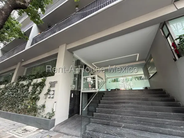 Departamento en Renta Taman Condesa Piso 7 — foto 1 de 32